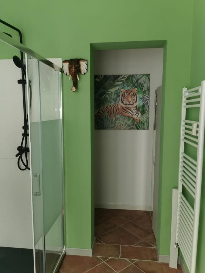 Aura Symphony Home 科莫 外观 照片